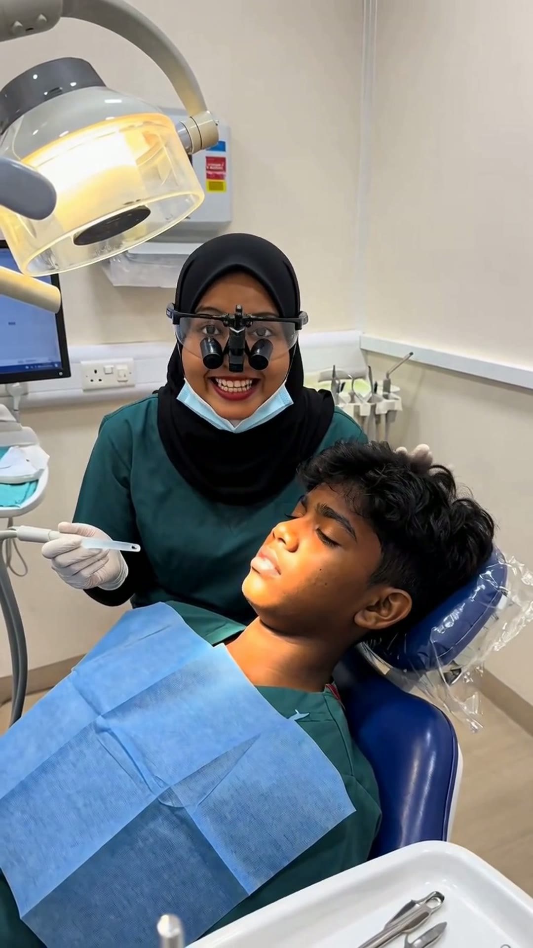Ten Minutes, That's All — Klinik Gigi — AI generated 9:16 film frame
